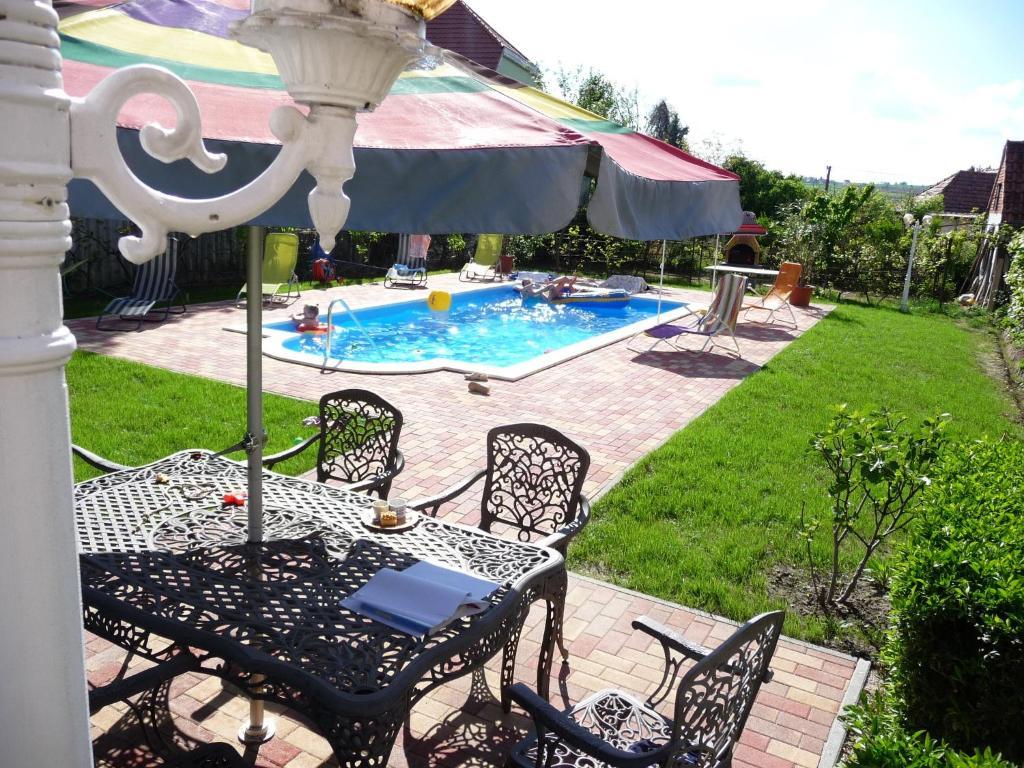 Joker Villa Apartmanhaus Heviz Quarto foto