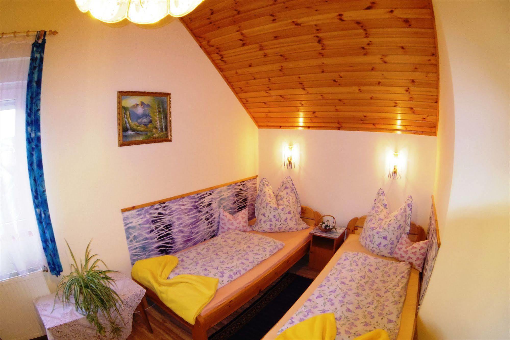 Joker Villa Apartmanhaus Heviz Exterior foto