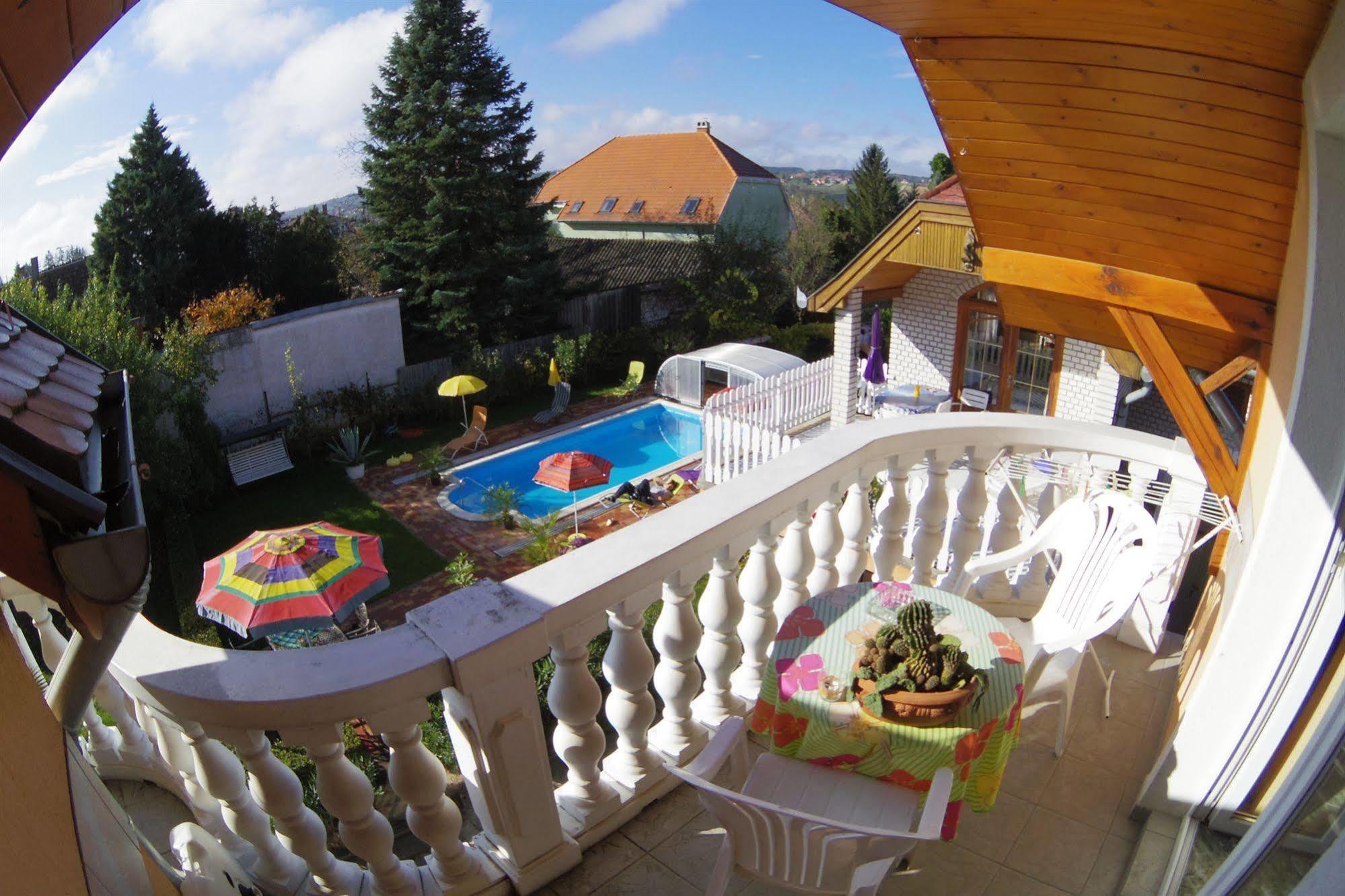 Joker Villa Apartmanhaus Heviz Exterior foto